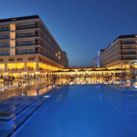 Eftalia Aqua Resort โคนัคคลึ ภายนอก รูปภาพ