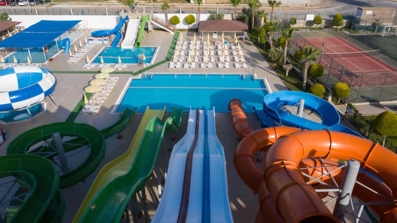 Eftalia Aqua Resort โคนัคคลึ ภายนอก รูปภาพ