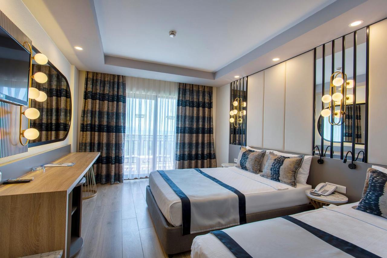 Eftalia Aqua Resort โคนัคคลึ ภายนอก รูปภาพ