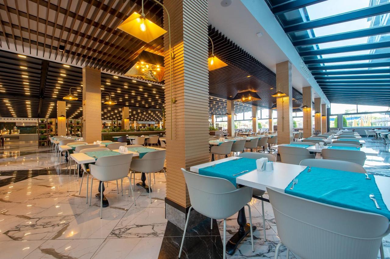 Eftalia Aqua Resort โคนัคคลึ ภายนอก รูปภาพ