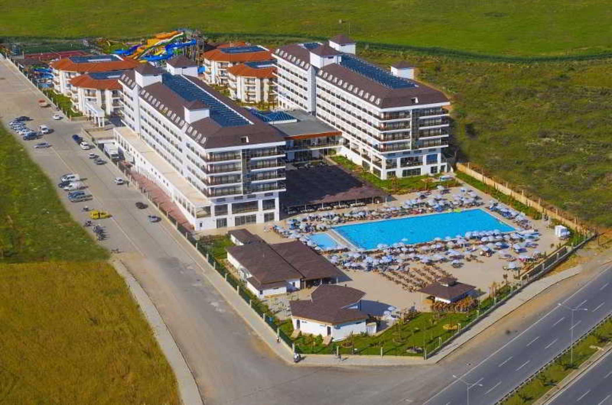 Eftalia Aqua Resort โคนัคคลึ ภายนอก รูปภาพ